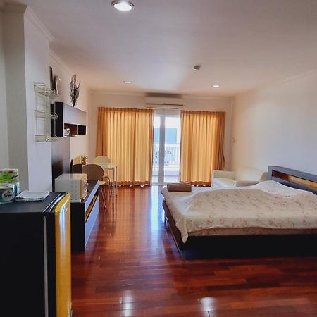 Hua Hin Baanklang Condo By Petch Kültér fotó