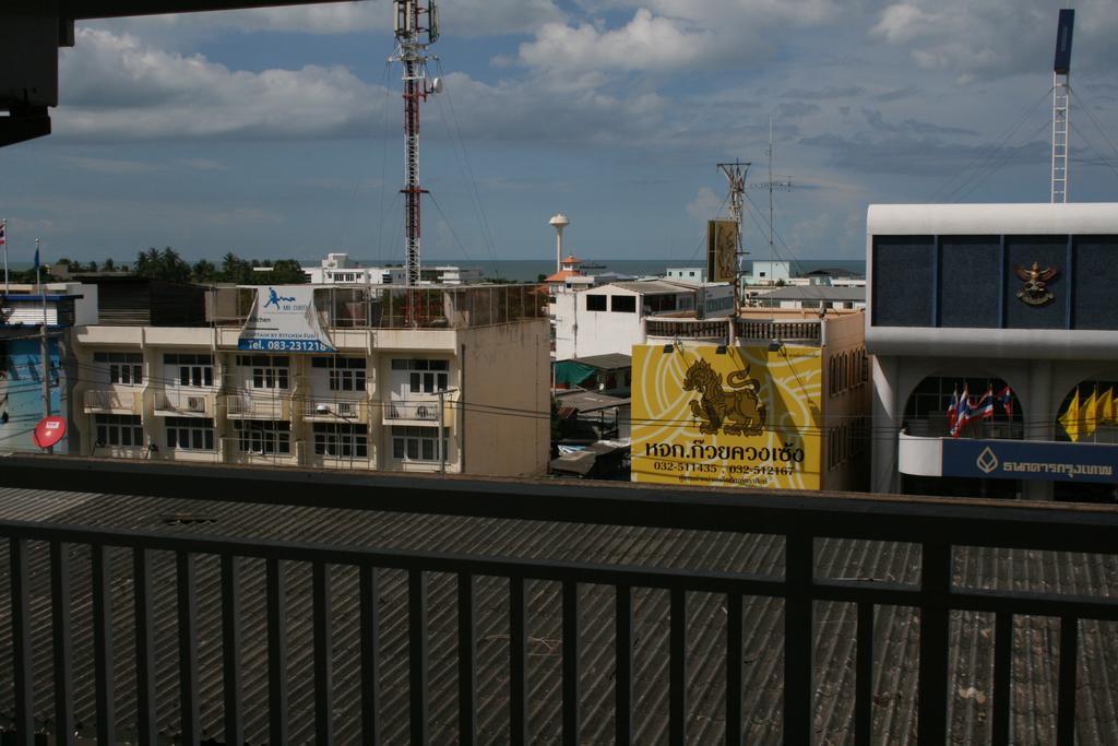 Hua Hin Baanklang Condo By Petch Kültér fotó